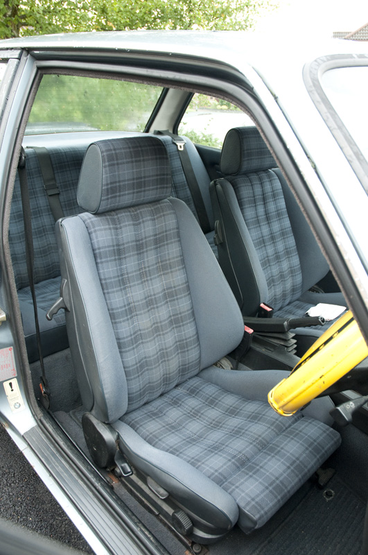 Bmw e30 upholstery codes #2