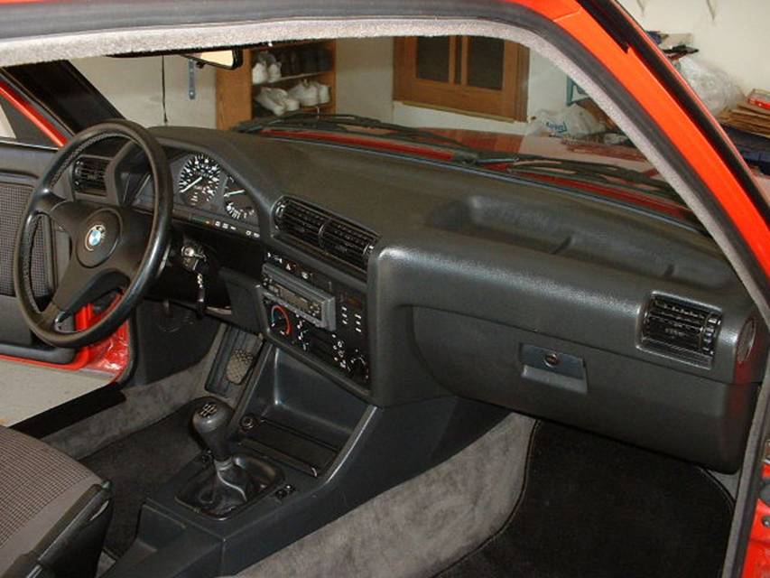 BMW E30 Dash Swap (removal and installation). RTS Your Total BMW