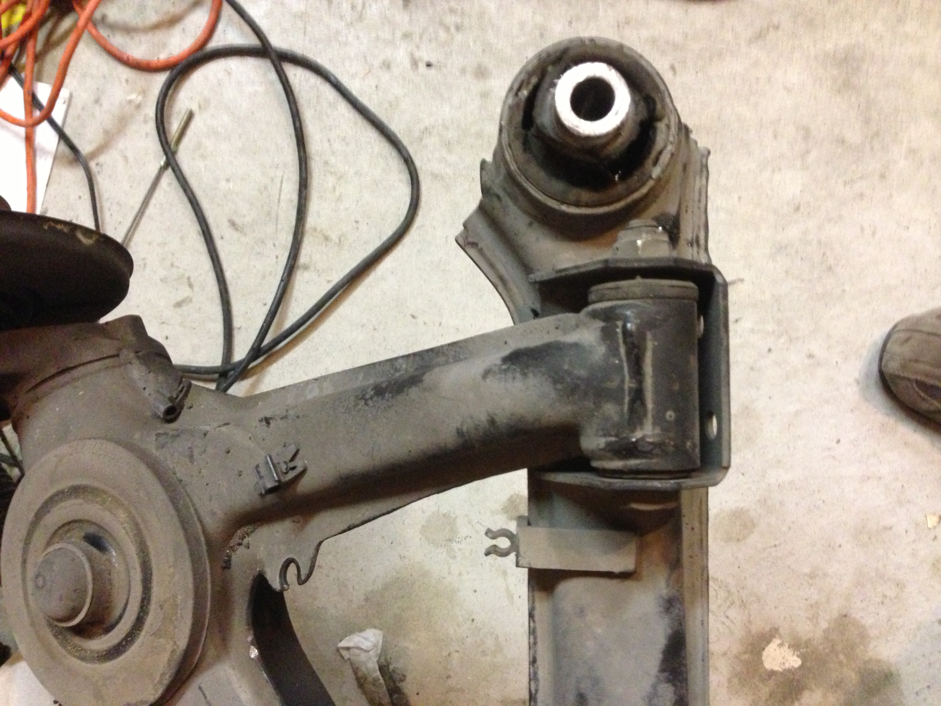 E30 Subframe removal - trailing arm mount