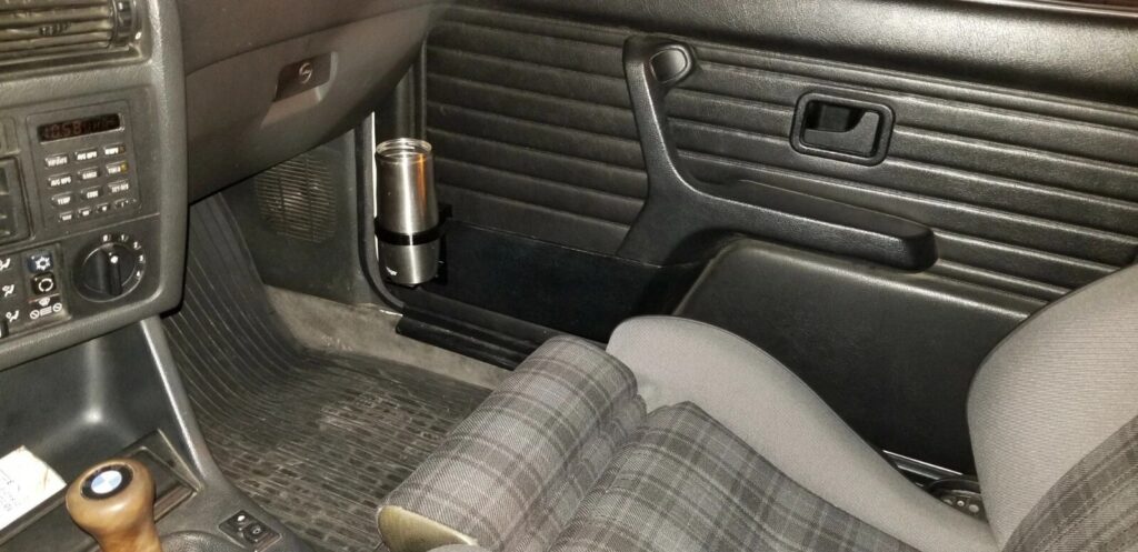 E30CupHolders 1 1