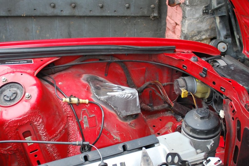 E30 BMW M62/M60 V8 Swap
